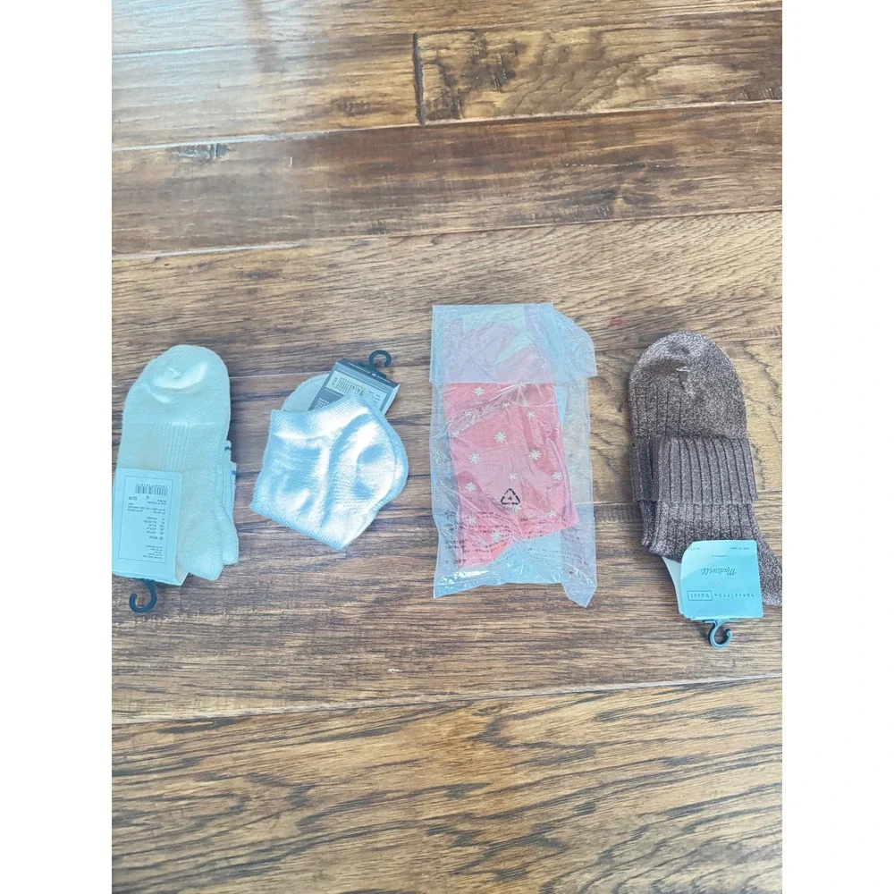 New Women Socks Madewell Uniqlo Eddie Bauer‎ 4 Pairs Bundle OLD STOCK